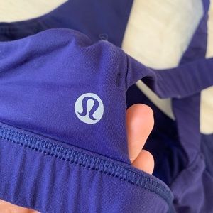 Lululemon sports bra